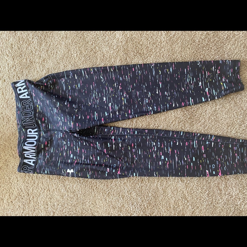 Under Armour Leggings (kids size XL)